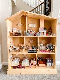 These dollhouses can be made out of a variety of materials including wood, cardboard, and paper depending on how much time and money you'd like to spend on the project. Diy Dollhouse Plans The Ever Co