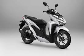 Harga Sepantar Pilih Mana Honda Pcx Bekas Atau Vario 150 Baru