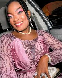 Last lot to commemorate this night 💖… wedding 📸🚮 (your fav slide ? )  Dress ; @najmasfashionworld MUA ; @bidhamb #wedding #weddingguest  #mombasakenya #makeuplook