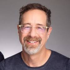 Derek Pfohl's Instagram, Twitter & Facebook