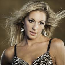 Amber Curcio's Instagram, Twitter & Facebook