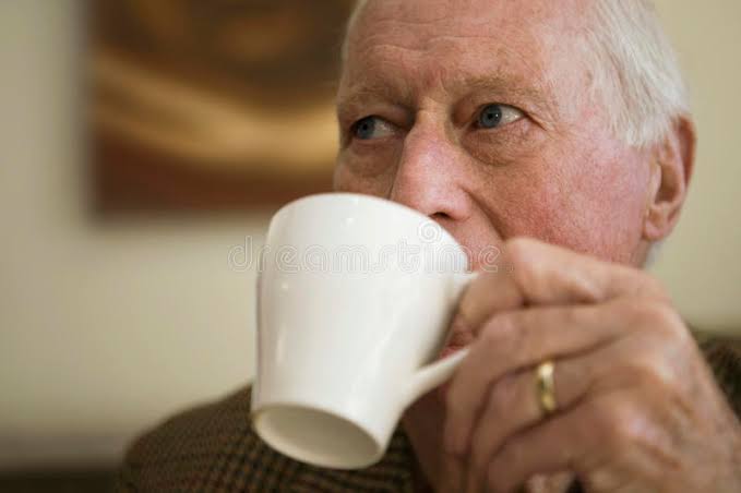 5,309 Fotos de Stock de Cafe Homens Idosos - Fotos de Stock Gratuitas e Sem  Fidelização a partir da Dreamstime