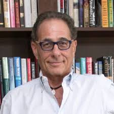 PSA: From a Gen Z Entrepreneur. 🙋‍♀️ LinkedIn is a highlight reel and I  often share my best experiences as a young entrepreneur. There have been a  lot of amazing people and