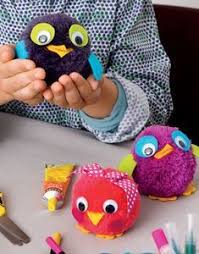 Below are some fun ways to use pom poms! Die 44 Besten Ideen Zu Pompon Tiere Pompon Tiere Bommel Machen Pompoms