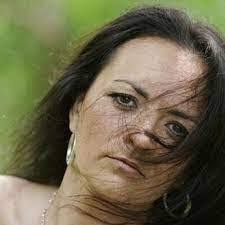 Dora Paiz's Instagram, Twitter & Facebook