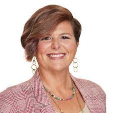 Sarah Eggert's Instagram, Twitter & Facebook