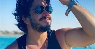 من على اليخت أحدث ظهور لـ مصطفى حجاج من إجازته الصيفية Mirrored Sunglasses Mirrored Sunglasses Men Mens Sunglasses