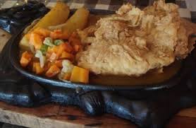 Saus kejunya yang lumer di mulut juga pasti jadi favorit si kecil, deh. Resep Dan Cara Membuat Chicken Steak Crispy Rumahan Yang Sederhana Dan Praktis Selerasa Com