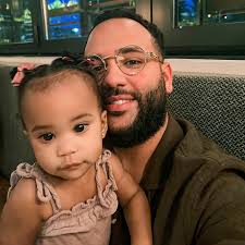 Engagement of Ezra Farkas (Monsey) to Sara Rosenberg (North Miami Beach)  #simchaspot