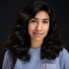 Adriana Cooper's Instagram, Twitter & Facebook