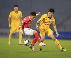 Ngoài ra, vòng 11 v.league 2021 cũng còn những cặp đấu hấp dẫn khác khi clb hà nội tiếp đón topenland bình định trên sân nhà hàng đẫy. Lá»‹ch Thi Ä'áº¥u Vong 5 V League 2021 Hagl Ä'áº¡i Chiáº¿n Viettel Thá»i Ä'áº¡i