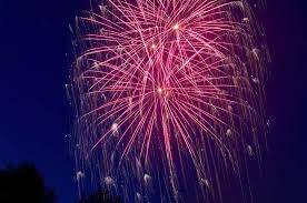 Les 14, 22 et 29 juillet et les 5, 15 et 24 août 2021. Le Top Des Feux D Artifice Des 13 Et 14 Juillet 2021 Dans L Essonne 91 Annules Ou Maintenus Sortiraparis Com