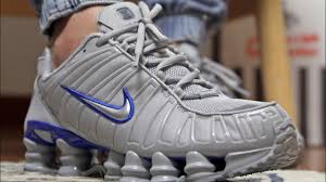 (meaning no matter what we go through or what obstacles or problems we may have, that we'll get through it together and if not we'll die trying.) Nike Shox Tl Ø­Ø°Ø§Ø¡ Ù†Ø§ÙŠÙƒ Ø´ÙˆÙƒØ³ ØªÙŠ Ø§Ù„ Youtube