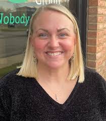 Tabatha Steele's Instagram, Twitter & Facebook