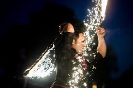 Diwali Leicester Lights Switch On Attracts Thousands Bbc News Diwali, or the festival of light, is a hindu festival celebrated all over the world by hindus and the indian diaspora.
