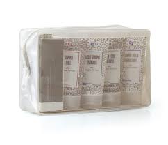 Present-More Set cortesia Beauty-Day Italy - Welcome Gift Linea cortesia per  Alberghi, B&B e Hotel | Set cortesia privo di allergeni con fragranza Ylang  Ylang (Set 12 ospiti) : Amazon.it: Bellezza