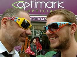 Culture buffs with an eye