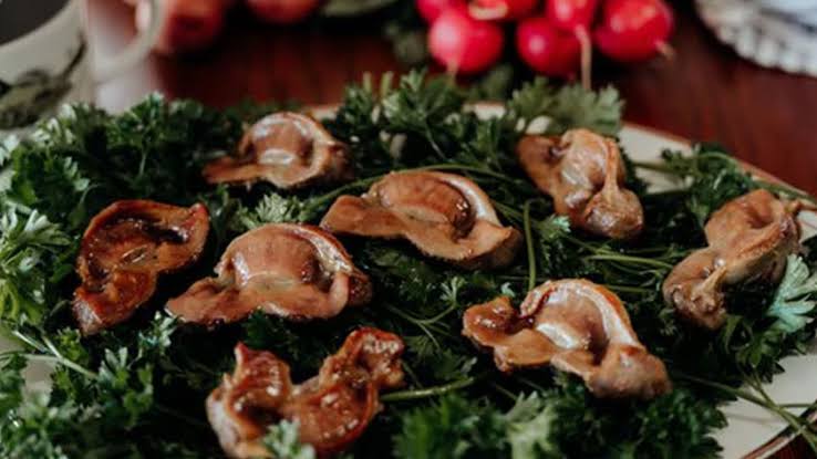 Chicken Gizzard Nutrition: Are Chicken Gizzards Healthy?