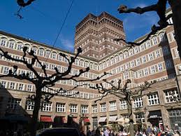 It was named after wilhelm marx, who was mayor of düsseldorf in the early 20th century and started a programme for the modernisation of the city in that time. Wilhelm Marx Haus Dusseldorf