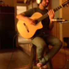 no vas a derrotarme fantasma camaleón , fantasma camaleón , yo siempre  tengo un ángel , un sable , y esta voz 🎸🎶, @perrozompopo gracias por tu  música y tus canciones. Crecí con ellas y hoy, teniendo ...