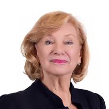 Christine Piazza's Instagram, Twitter & Facebook