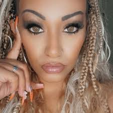 Myesha Thomas's Instagram, Twitter & Facebook