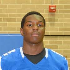 Damaris Holmes's Instagram, Twitter & Facebook