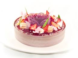 Entremet Fruits Rouge Biscuit Linzer Mousse Vanille Insert Fruits Rouge Cremeux Jasmin Biscuit Moelleu Biscuits Moelleux Patisserie Entremet Fruits Rouges