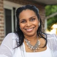 Gia Evans's Instagram, Twitter & Facebook