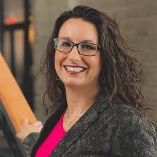 Jackie Lauer's Instagram, Twitter & Facebook