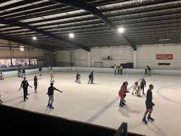 Here In Melbourne It Is Surprisingly Cold For A Hot Summers Day Australia Victoria Melbourne Oakleigh Olympicic In 2020 Olympic Ice Skating Melbourne Hockey Rink