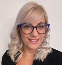 Meet the Earlam and Christopher Team. Opticians and Optometrists