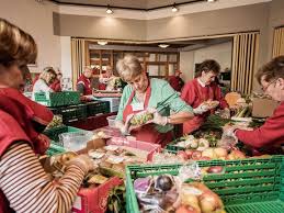 Wir danken allen freunden und förderern für ihre. Wie Funktionieren Die Tafeln Eat Smarter