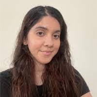 Berta Recinos's Instagram, Twitter & Facebook