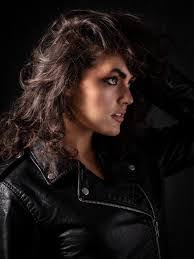 Mandy Berry's Instagram, Twitter & Facebook