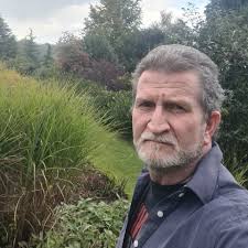 5w40 or 10w40? Positives and negatives of both?