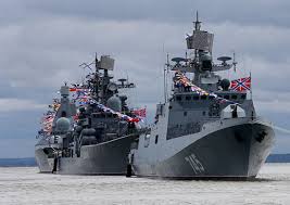 Jun 26, 2021 · российские военные корабли проведут учения возле британского авианосца queen elizabeth в средиземном море в субботу, передает риа новости. 10 Gorodov Gde Shiroko Prazdnuetsya Den Voenno Morskogo Flota Wanderings Online