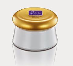 Set persona safi rania gold ini mengandungi: Beauty Review Safi Rania Gold Ayue Idris