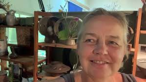 Meet Ceramic Artist Pam Cummings