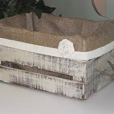 Necesitaba cajas para poner en el zapatero. Almohadones De Arpillera Para Sillas Caja De Fresas Decorada Cajones De Madera Cajas