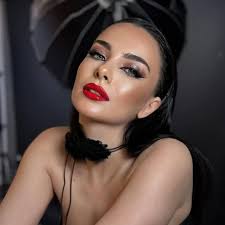 Stella Savva (@savva.stella) • Threads, Say more