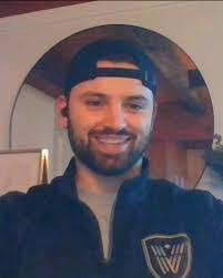 Darryl Gibson's Instagram, Twitter & Facebook