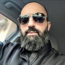 Sean Talbott's Instagram, Twitter & Facebook