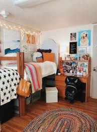 50 Vsco Bedroom Ideas For The 2020 Dorm Room Color Schemes Dorm Room Colors Dorm Room Designs