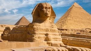 Dengan ketinggian asal setinggi 147 meter, piramid besar ini berdiri jauh lebih tinggi daripada monumen lain seperti patung liberty dan big ben. Tamadun Mesir Purba History Quiz Quizizz