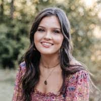 Lydia Whaley's Instagram, Twitter & Facebook