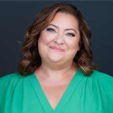 Sonya Shearer's Instagram, Twitter & Facebook