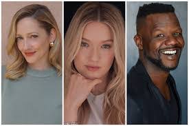 Roeg Sutherland's Instagram, Twitter & Facebook