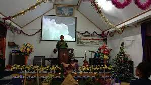 Kedua, perayaan natal harus menantang seluruh warga gereja menjadi saksi, terang dan garam kepada keluarganya dan masyarakat di mana dia berada. Khotbah Kreatif Tentang Natal Jika Yang Hadir Pada Saat Ini Sudah Menemukan Sahabat Khotbah Pajaro Wallpaper