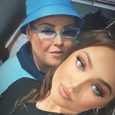 Laurel Cummins's Instagram, Twitter & Facebook